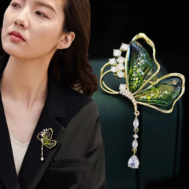 Elegant Butterfly Brooch Wizard of Oz Design Translucent Zircon Insect Fringe Brooch Pin for Anniversary Teacher's Day Gift
Elegant Butterfly Brooch Wizard of Oz Design Translucent Zircon Insect Fringe Brooch Pin for Anniversary Teacher's Day Gift