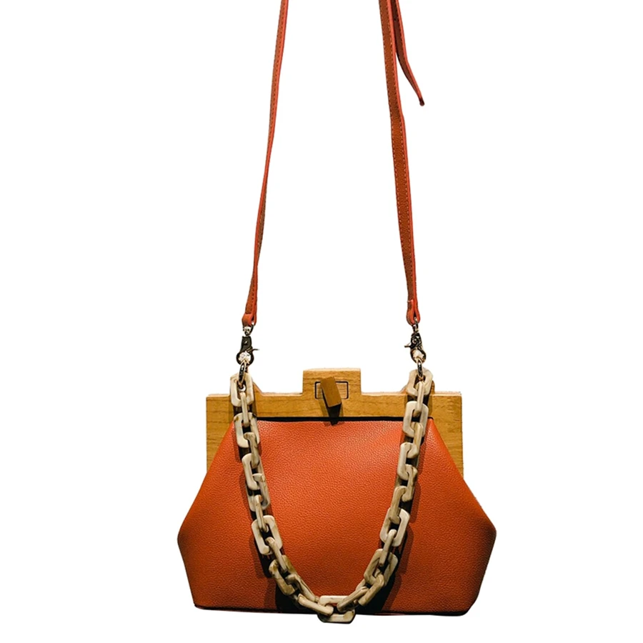 Women'S Box Bag Bucket Bag Wooden Clip Evening Bag Ins Acrylic Chain Luxury Handbag Banquet Party Purse Shoulder Bag
Women'S Box Bag Bucket Bag Wooden Clip Evening Bag Ins Acrylic Chain Luxury Handbag Banquet Party Purse Shoulder Bag
