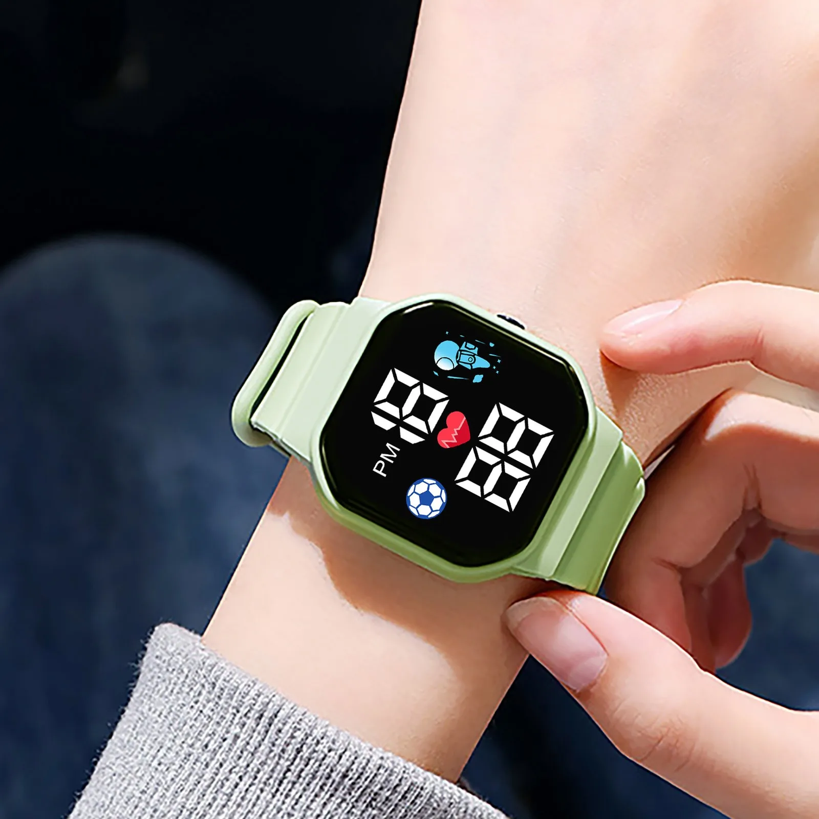 Kids Watch Sport Led Digital Watches Spaceman Silicone Strap Waterproof Electronic Wristwatch For Children Boys Girls Gift 2023
Kids Watch Sport Led Digital Watches Spaceman Silicone Strap Waterproof Electronic Wristwatch For Children Boys Girls Gift 2023