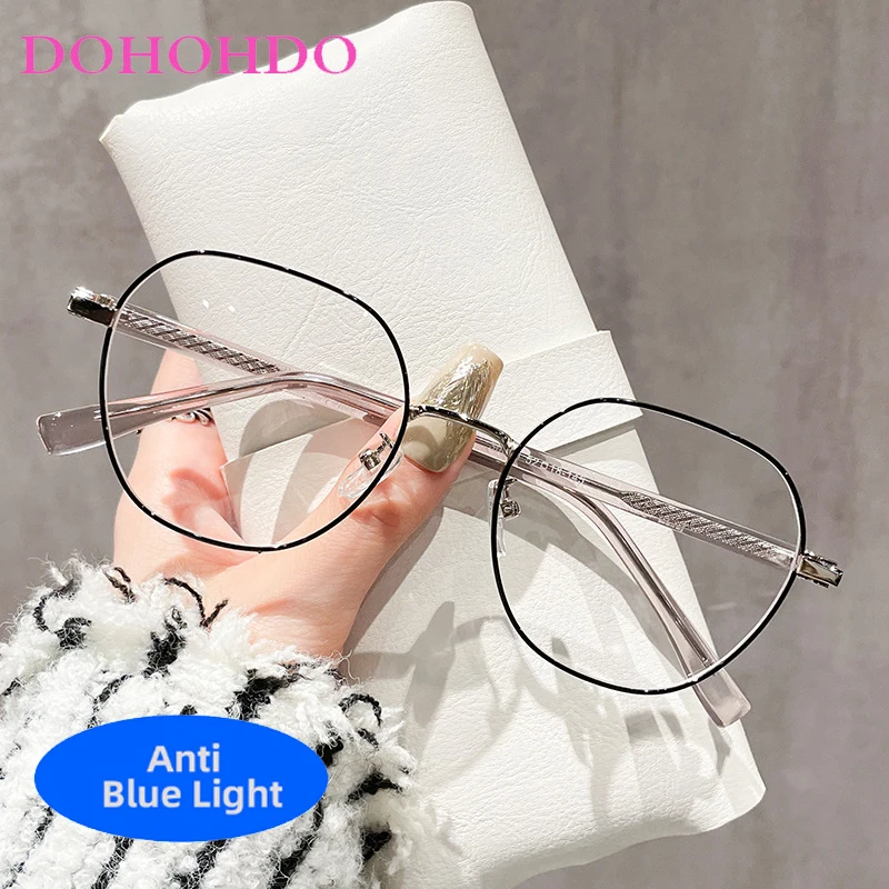 Vintage Metal Square TR90 Blue Light Blocking Glasses Women Luxury Brand Designers Computer Play Games Eye Protection Eyewear
Vintage Metal Square TR90 Blue Light Blocking Glasses Women Luxury Brand Designers Computer Play Games Eye Protection Eyewear