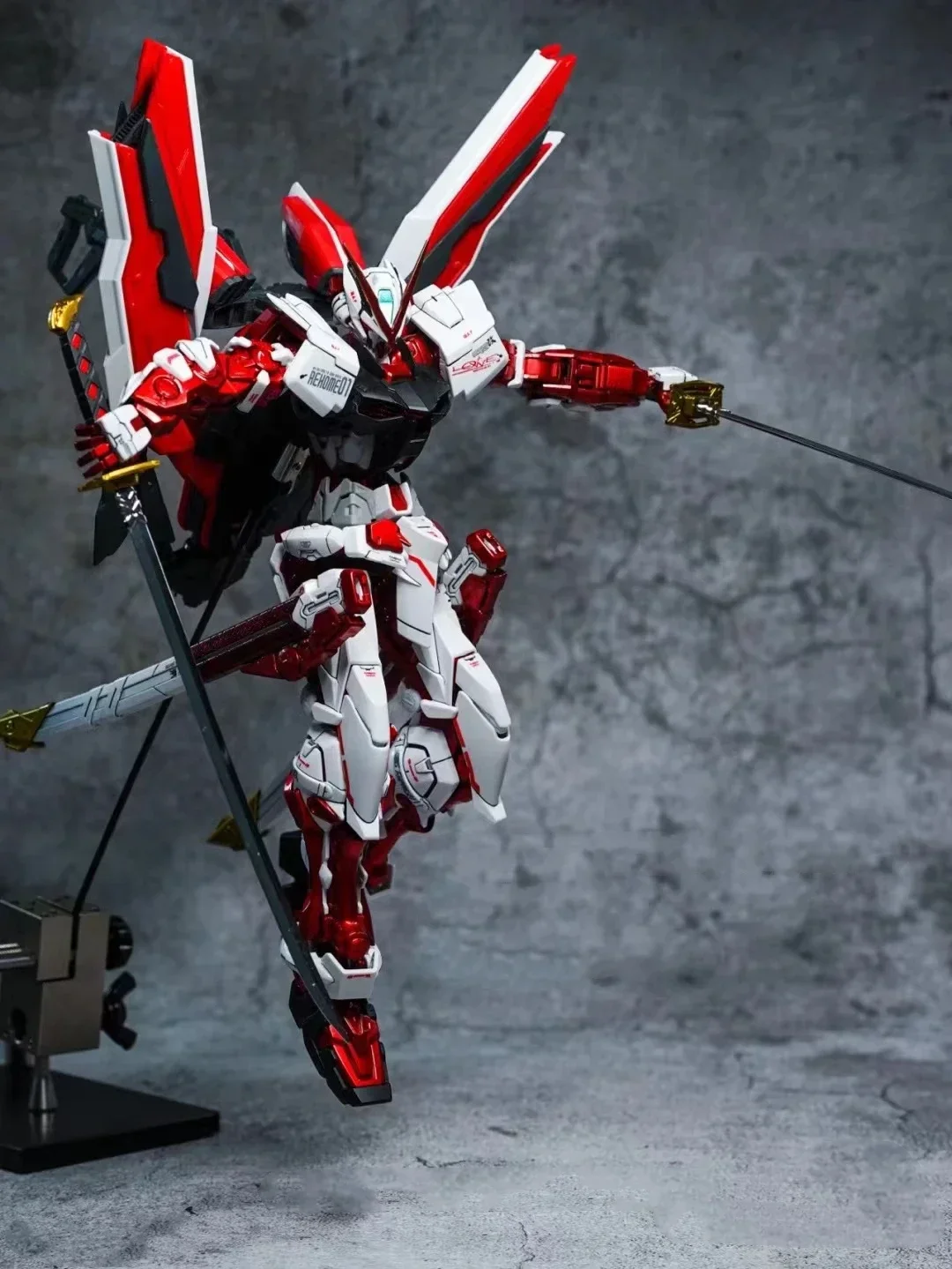 DABAN 6601 Astray Red Frame MB MBF-P02 MG 1/100 SEED DESTINY Модель для самостоятельной сборки, фигурки, аниме-модель, игрушка, подарок, в наличии
DABAN 6601 Astray Red Frame MB MBF-P02 MG 1/100 SEED DESTINY Модель для самостоятельной сборки, фигурки, аниме-модель, игрушка, подарок, в наличии
