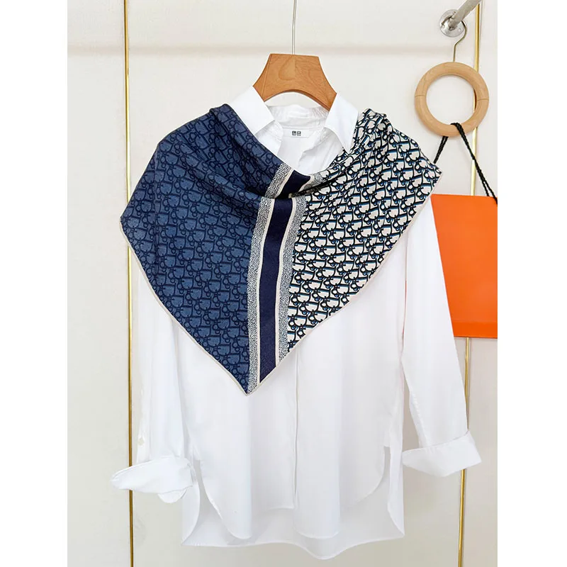 Letter pattern 30% silk 70% wool scarf for women, fashionable and versatile, warm scarf, 65*65cm, autumn and winter
Letter pattern 30% silk 70% wool scarf for women, fashionable and versatile, warm scarf, 65*65cm, autumn and winter