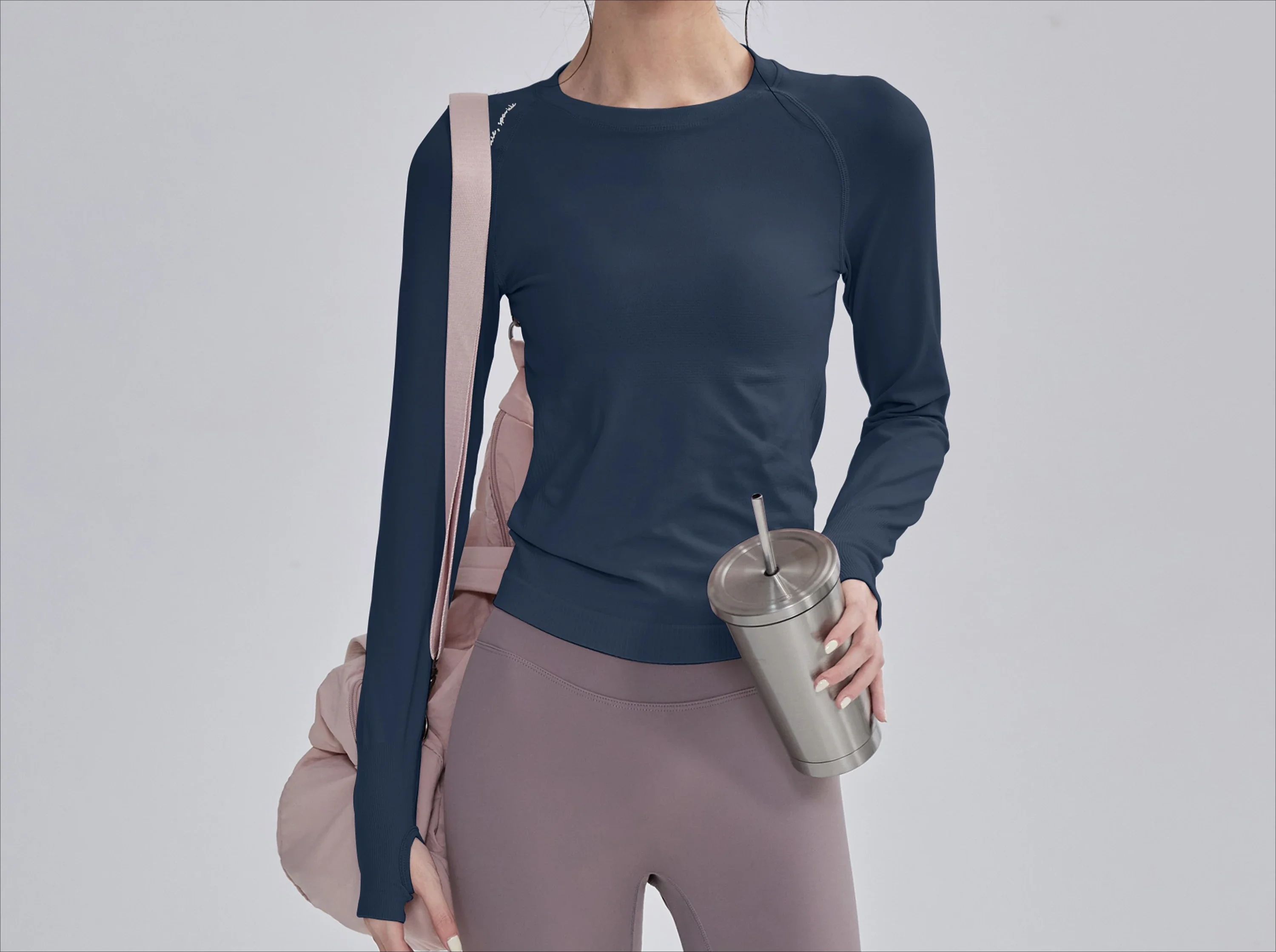 New round neck yoga clothes, women's slim and thin fitness clothes, long-sleeved Pilates running quick-drying sports T-shirt
New round neck yoga clothes, women's slim and thin fitness clothes, long-sleeved Pilates running quick-drying sports T-shirt