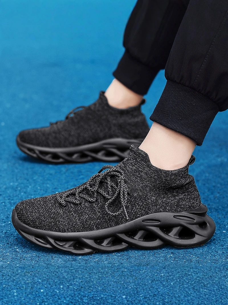 Men's Coconut Shoes 2026 New Summer Breathable Thin Mesh Anti-slip Wear-resistant Sports Casual Running Shoes
Men's Coconut Shoes 2026 New Summer Breathable Thin Mesh Anti-slip Wear-resistant Sports Casual Running Shoes