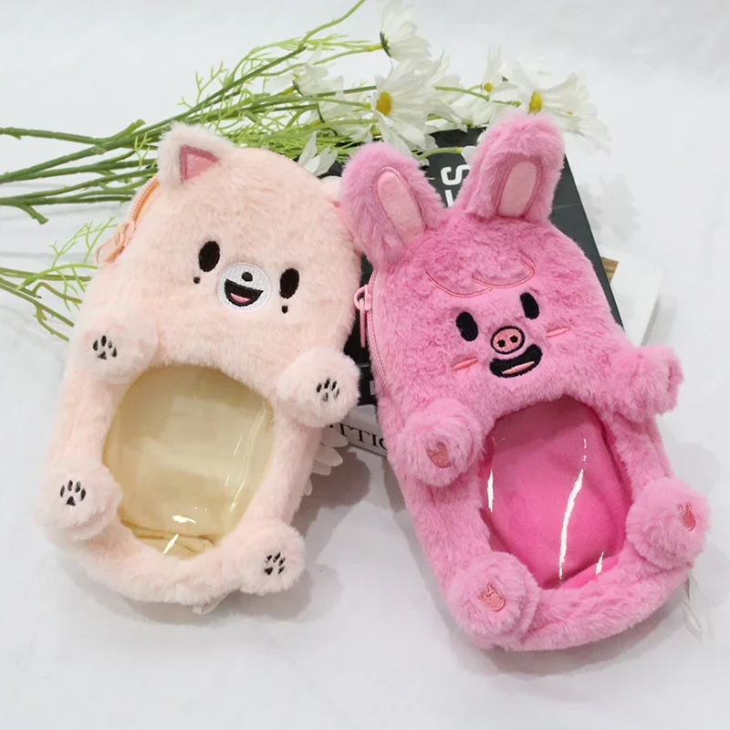 Kpop SKZOO Keychain Plush Pencil Case Doll Bag Plush Toy Seoul FM Week Cloak Doll Magic School Kid Fan Birthday Gift
Kpop SKZOO Keychain Plush Pencil Case Doll Bag Plush Toy Seoul FM Week Cloak Doll Magic School Kid Fan Birthday Gift
