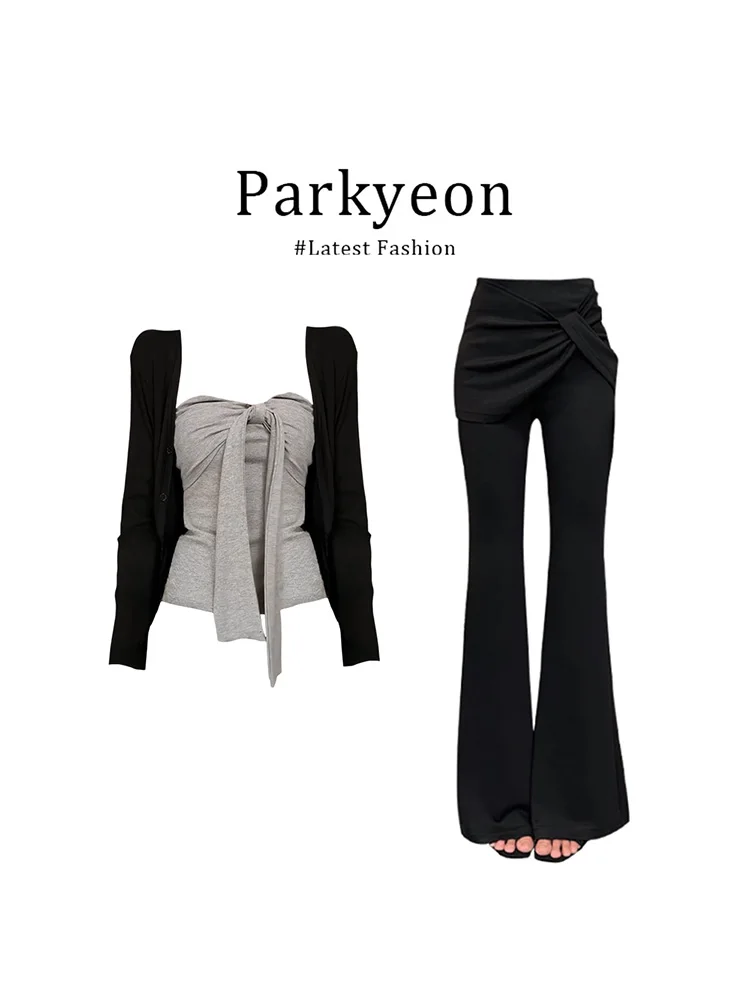 Parkyeon Women's Black Short Sleeveless Sweater Long Sleeve Open Cardigan Grey Knot Casual Pants Three Piece Set
Parkyeon Women's Black Short Sleeveless Sweater Long Sleeve Open Cardigan Grey Knot Casual Pants Three Piece Set