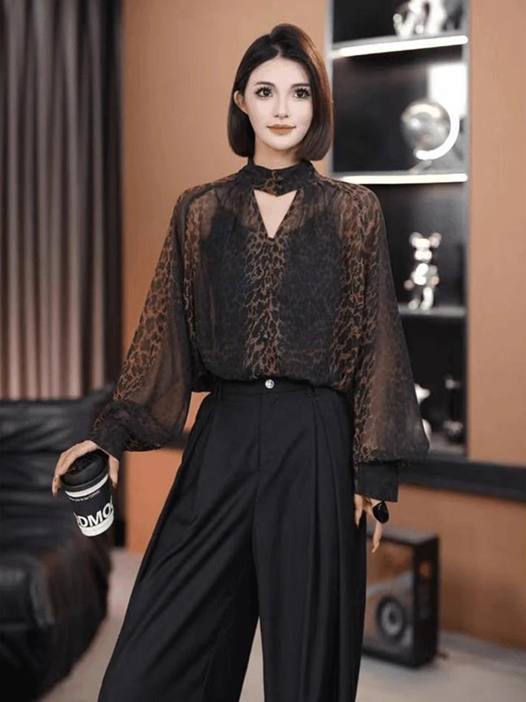 Unique Luxury Leopard Print Shirt Women's Fashion Design Trendy Sash Casual Style Long Sleeve round Neck Button up Shirt
Unique Luxury Leopard Print Shirt Women's Fashion Design Trendy Sash Casual Style Long Sleeve round Neck Button up Shirt