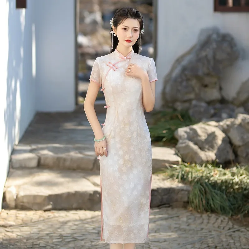 Vintage Short Sleeve Cheongsam Dress Stand Collar Dress Women Traditional Chinese Clothing Qipao
Vintage Short Sleeve Cheongsam Dress Stand Collar Dress Women Traditional Chinese Clothing Qipao