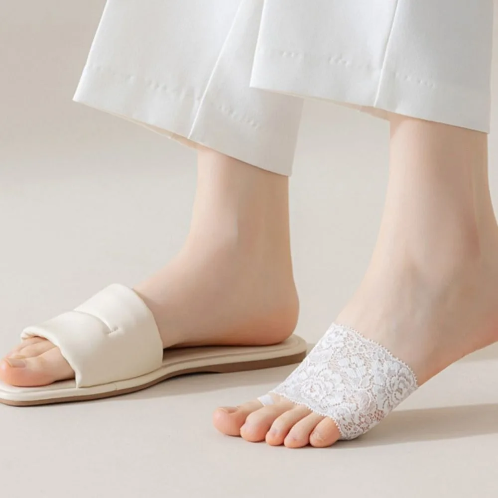 Forefoot Socks Women Socks Cotton Lace Solid Color Mesh Half Palm Insoles Toe Separator Socks Five Finger Socks Foot Care
Forefoot Socks Women Socks Cotton Lace Solid Color Mesh Half Palm Insoles Toe Separator Socks Five Finger Socks Foot Care