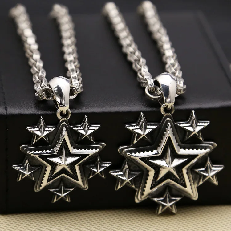 Fashion trendsetter Valentine's Day gift couple pentagram pendant jewelry simple pure silver star necklace Thai silver
Fashion trendsetter Valentine's Day gift couple pentagram pendant jewelry simple pure silver star necklace Thai silver