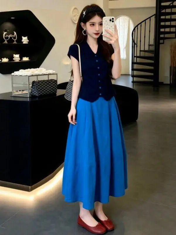Korean Style Dopamine Neck Knitted Top High Waist Skirt Two Piece Set Women Summer Elegance Breathable Lightweight
Korean Style Dopamine Neck Knitted Top High Waist Skirt Two Piece Set Women Summer Elegance Breathable Lightweight