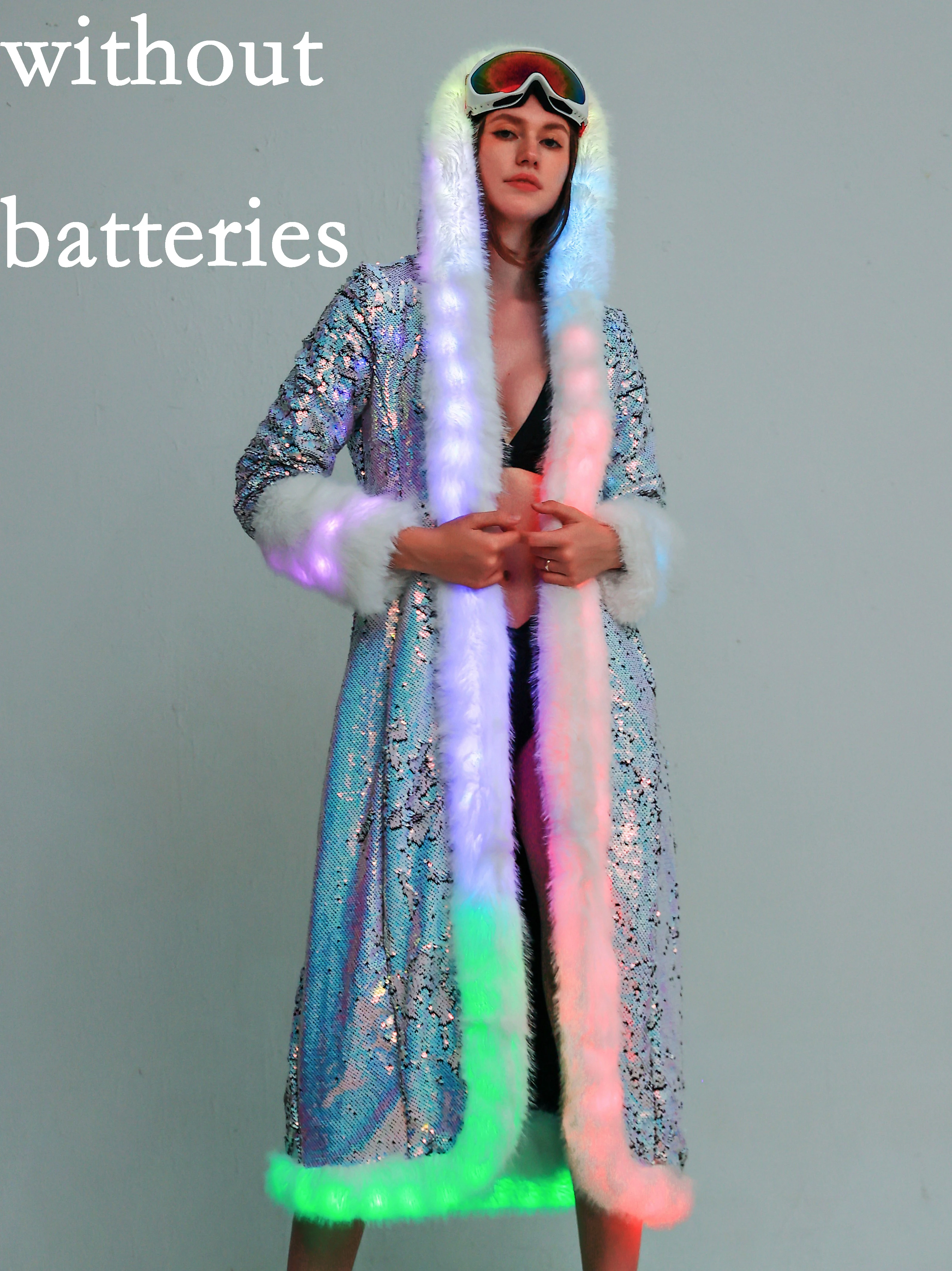 Women's Silver White Sequin Faux Fur Patchwork Coat Personalized LED Nightclub Long Coat Jacket Stage Party Costumes
Women's Silver White Sequin Faux Fur Patchwork Coat Personalized LED Nightclub Long Coat Jacket Stage Party Costumes