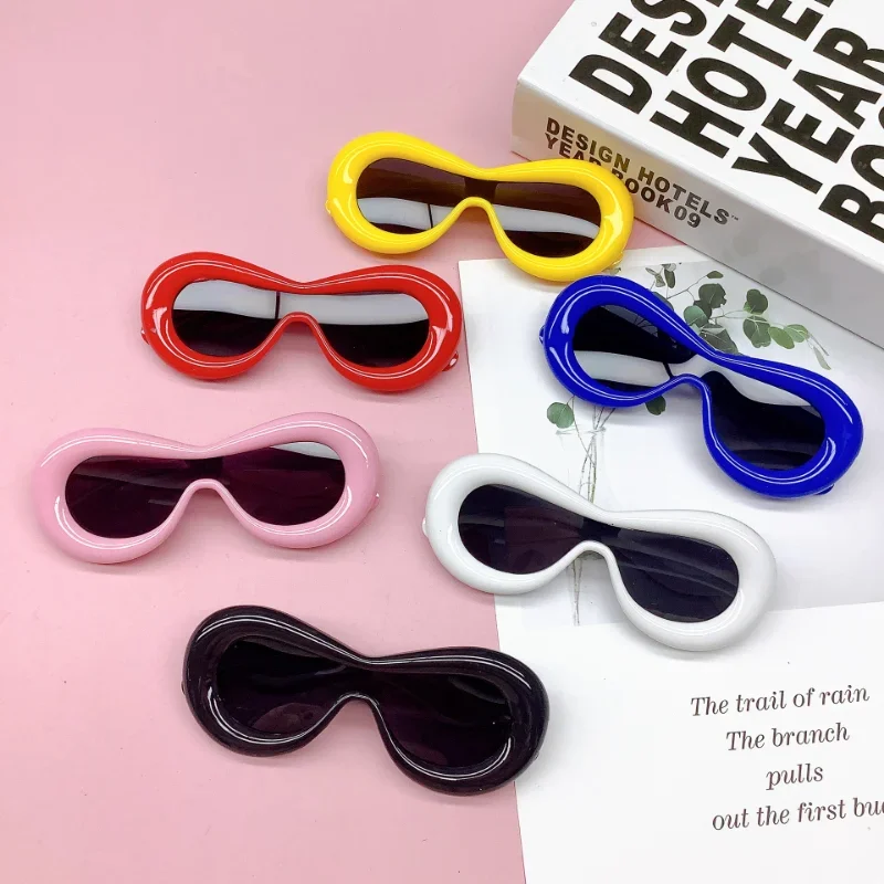 Luxury Designer Kids Sunglasses Fashion Cat Eye Sun Glasses for Boys Girls New In One-Pieces Sunglass Children Trending Products
Luxury Designer Kids Sunglasses Fashion Cat Eye Sun Glasses for Boys Girls New In One-Pieces Sunglass Children Trending Products