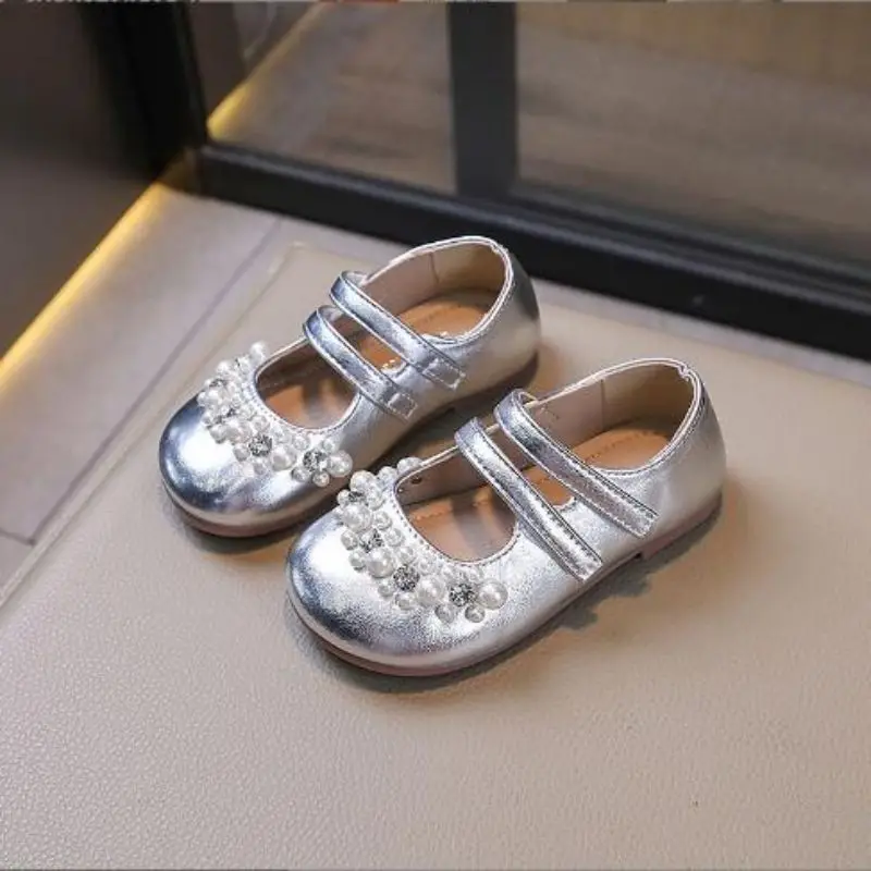 Children's small leather shoes for spring autumn 2024 New girls' soft soled single shoes girls' breathable shallow mouth shoes
Children's small leather shoes for spring autumn 2024 New girls' soft soled single shoes girls' breathable shallow mouth shoes
