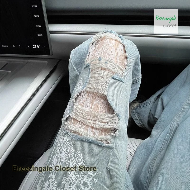 French light blue rhinestones hole lace wide-leg jeans women spring and summer new niche slim fashion design mopping pants.
French light blue rhinestones hole lace wide-leg jeans women spring and summer new niche slim fashion design mopping pants.