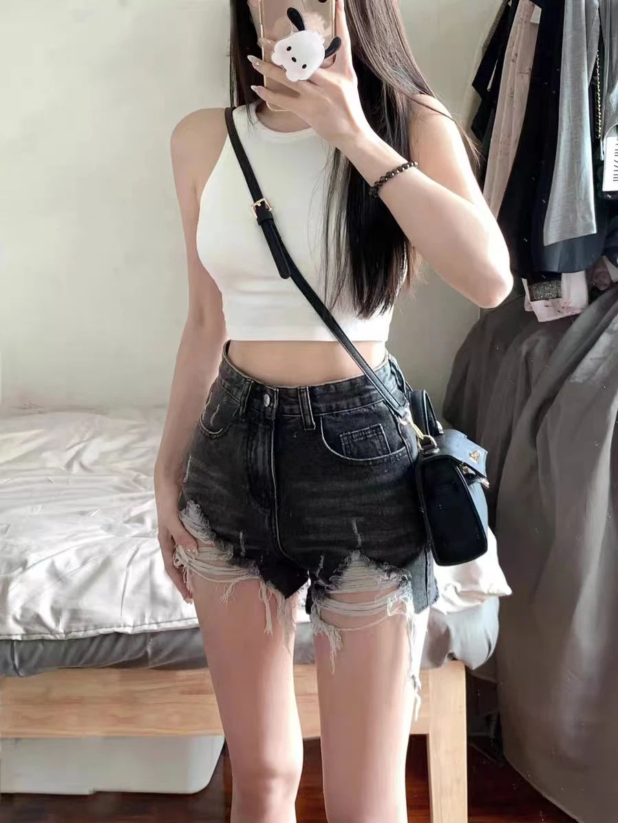 plus Size Denim Shorts Women's Loose Fit Summer New Style High Waist A-Line Hot Pants Tear Design Casual Fashion plus Size
plus Size Denim Shorts Women's Loose Fit Summer New Style High Waist A-Line Hot Pants Tear Design Casual Fashion plus Size