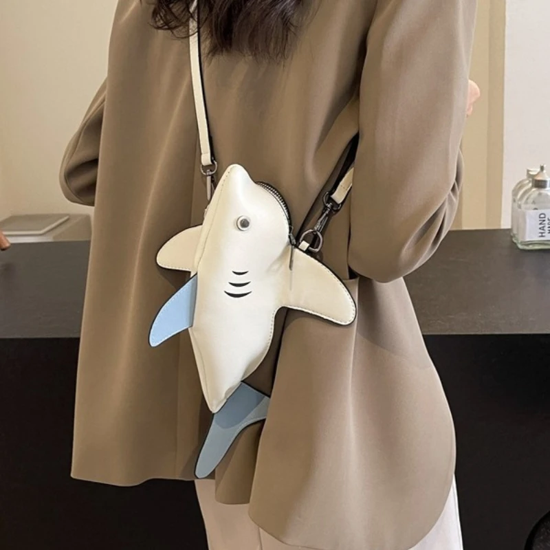 2026 New Summer Weird Funny Crossbody Fanny Pack for Women Cute Cartoon Shark Shape Phone Pouch Lightweight Kids Gift Daily
2026 New Summer Weird Funny Crossbody Fanny Pack for Women Cute Cartoon Shark Shape Phone Pouch Lightweight Kids Gift Daily