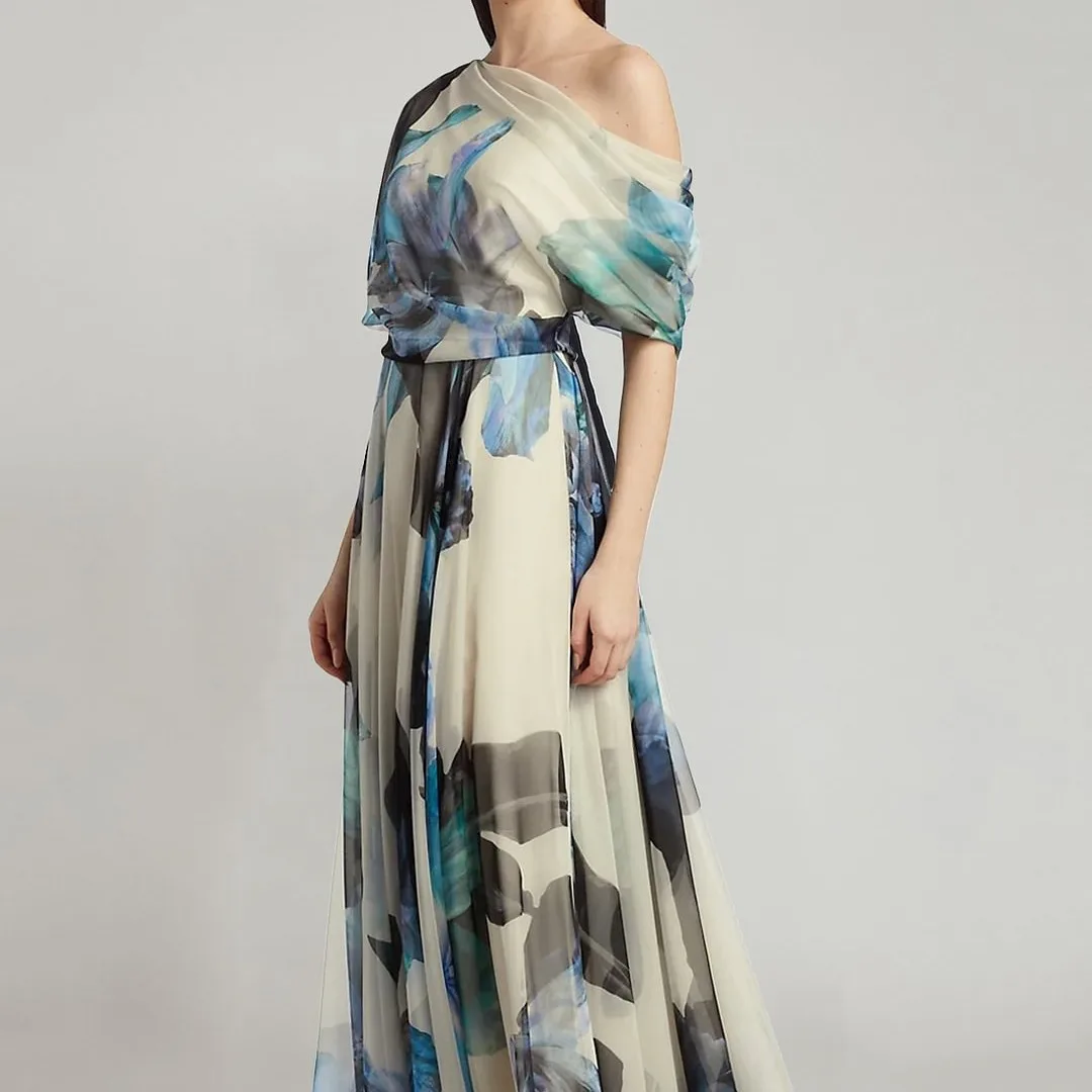 Summer New European, American Bohemian Holiday Style Printed Dress2026
Summer New European, American Bohemian Holiday Style Printed Dress2026