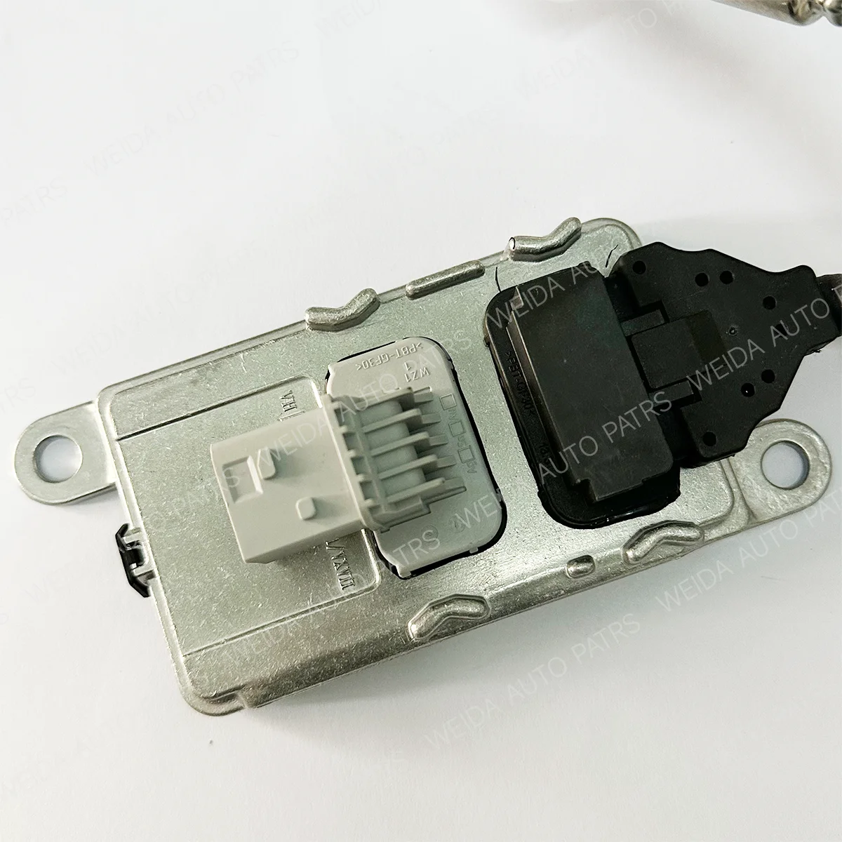 NOx Sensor A0111537428 SNS1026 Nitrogen Oxide Nox Sensor for Mercedes Benz Truck
NOx Sensor A0111537428 SNS1026 Nitrogen Oxide Nox Sensor for Mercedes Benz Truck