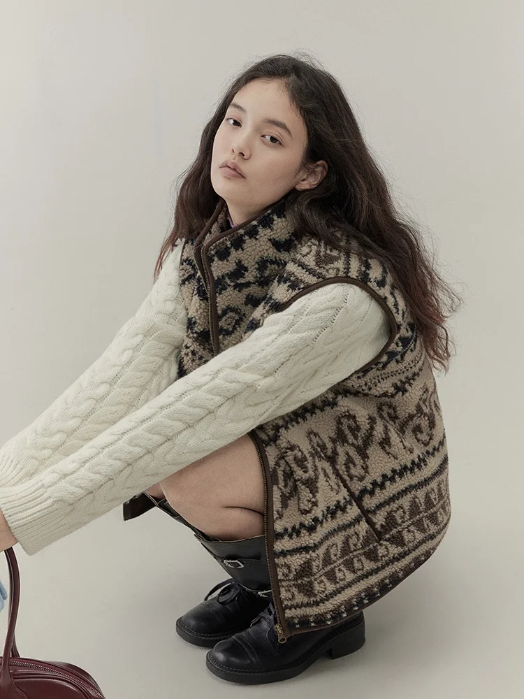 LITLECOT Women's Zipper Floral Vest Spring Autumn New Style Outerwear Lamb Fur Top Commute Style Regular Length Zipper Design
LITLECOT Women's Zipper Floral Vest Spring Autumn New Style Outerwear Lamb Fur Top Commute Style Regular Length Zipper Design