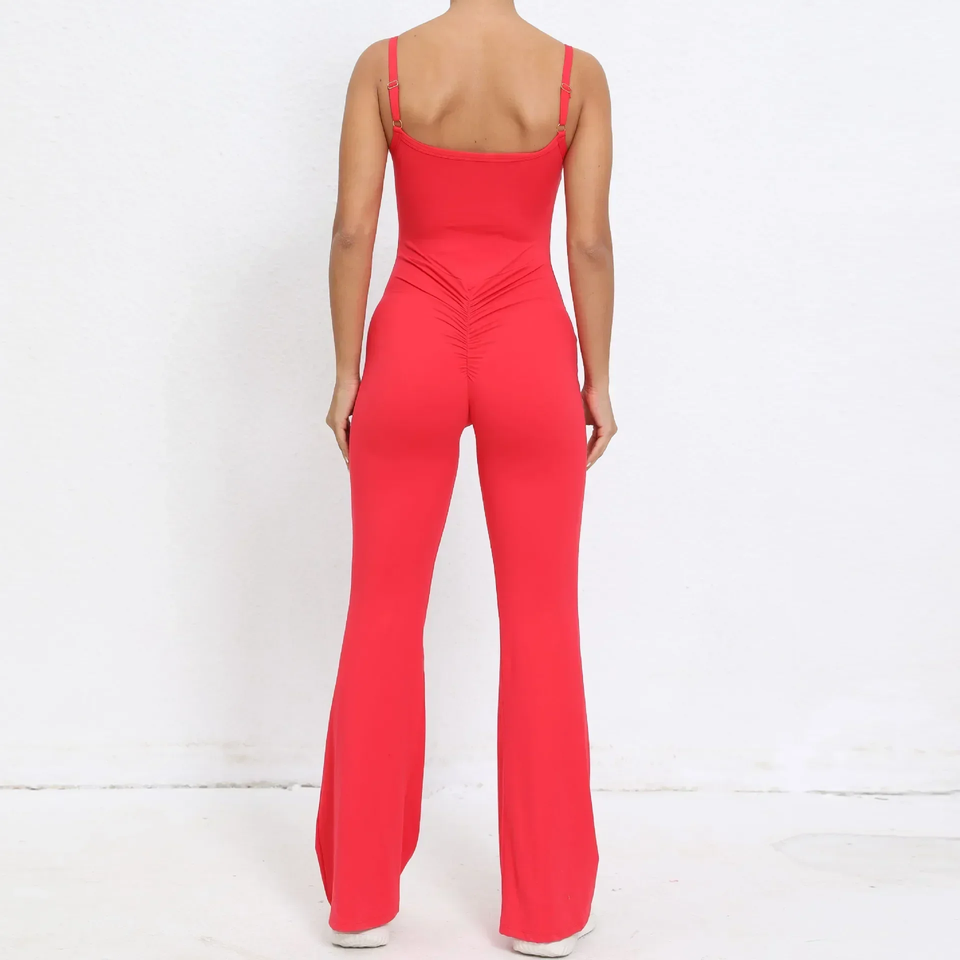Seamless Yoga Jumpsuits Sports Fitness Hip-lifting Flared Pants Adjustable Shoulder Strap One-piece Gym Tracksuits for Women
Seamless Yoga Jumpsuits Sports Fitness Hip-lifting Flared Pants Adjustable Shoulder Strap One-piece Gym Tracksuits for Women