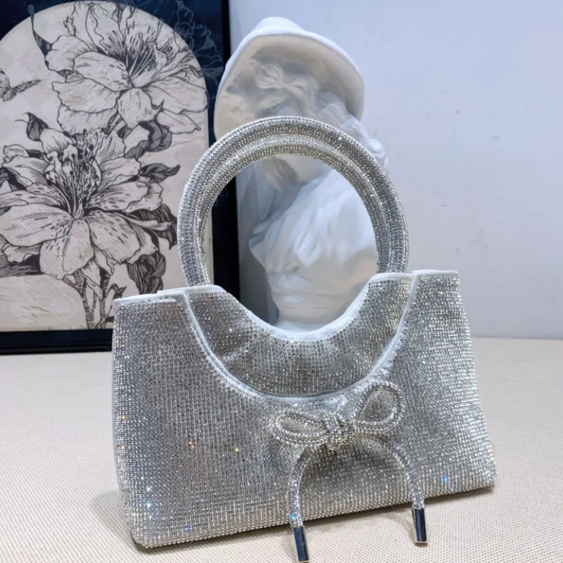 Fashionable Tote Bags for Women 2024 New Party Bow Diamond Handbag Luxury High Quality Cute Evening Crossbody Shoulder Bag Woman
Fashionable Tote Bags for Women 2024 New Party Bow Diamond Handbag Luxury High Quality Cute Evening Crossbody Shoulder Bag Woman