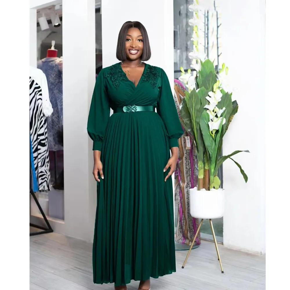 Women's Dresses 2024 New Spring Sexy Deep V-Neck Slim Embroidery Dress Long Sleeve Large Temperament Commute Solid Pleated Skirt
Women's Dresses 2024 New Spring Sexy Deep V-Neck Slim Embroidery Dress Long Sleeve Large Temperament Commute Solid Pleated Skirt