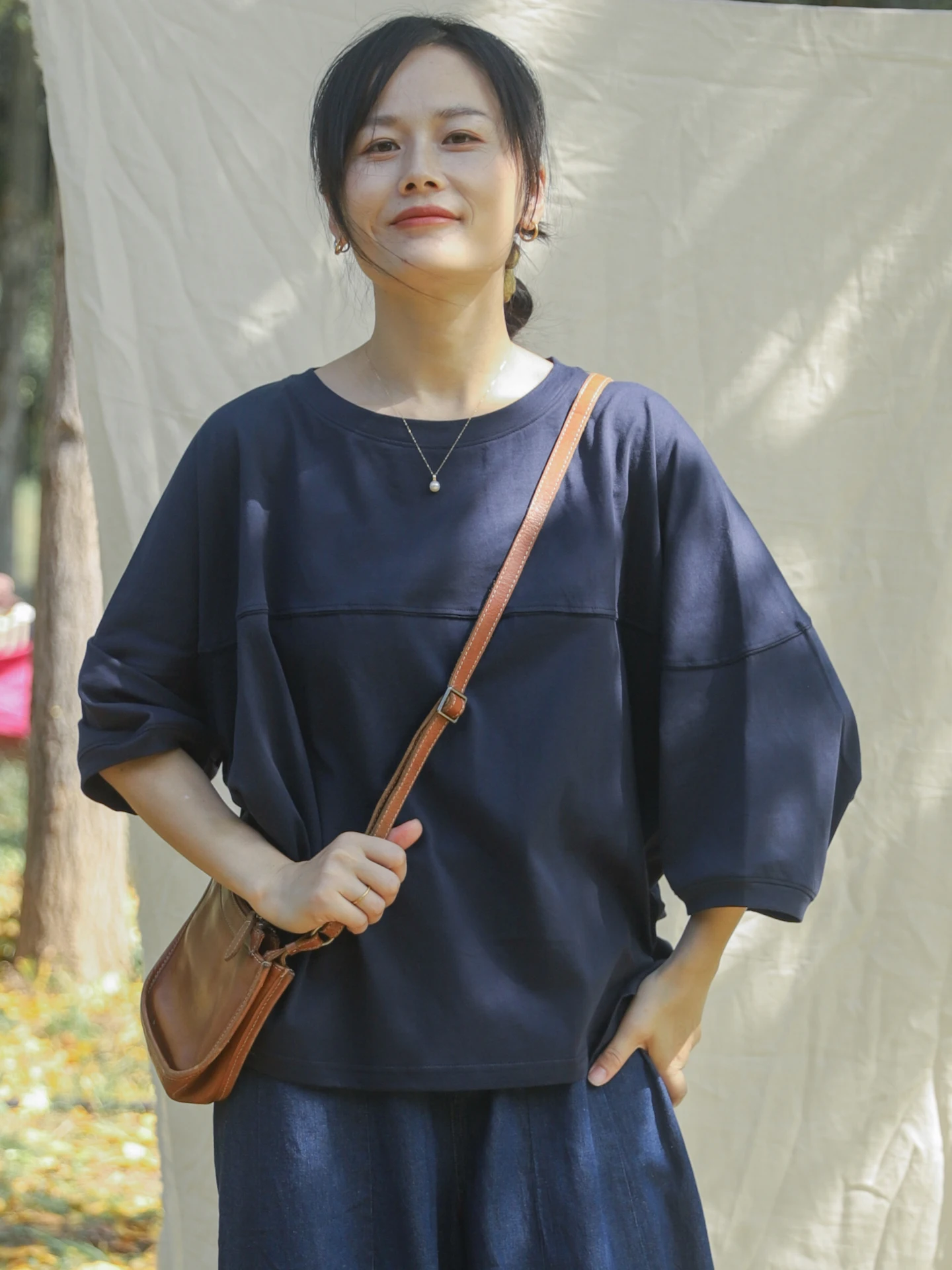 Свободный вязаный топ из чистого хлопка с рукавами «летучая мышь» для женщин, синий, универсальный, повседневный, с длинными рукавами
Свободный вязаный топ из чистого хлопка с рукавами «летучая мышь» для женщин, синий, универсальный, повседневный, с длинными рукавами