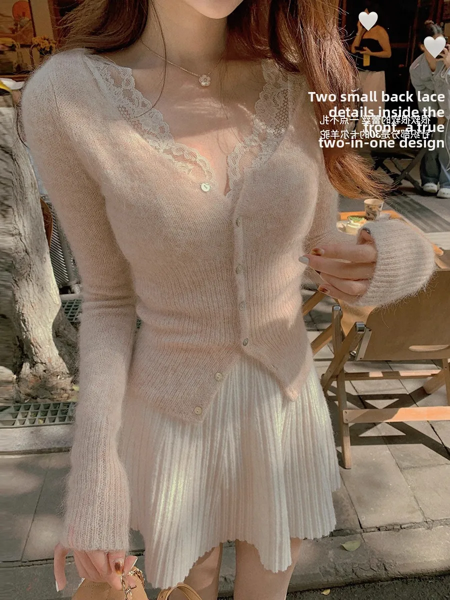 Sweet Style Knitted Lace Patchwork Top Fine Yarn Alpaca Long Sleeve V-Neck Regular Length Color Rosy Atmosphere Fabric
Sweet Style Knitted Lace Patchwork Top Fine Yarn Alpaca Long Sleeve V-Neck Regular Length Color Rosy Atmosphere Fabric