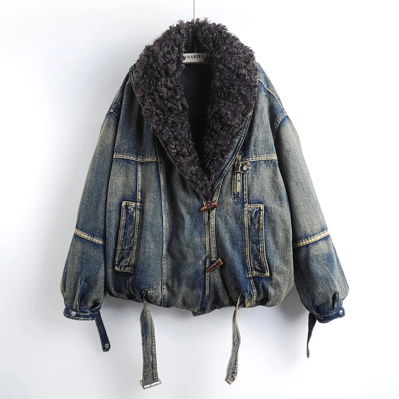 Джинсовая куртка с большим меховым воротником и пуховой подкладкой, женская ковбойская верхняя одежда с поясом, осень-зима, плотная винтажная свободная повседневная джинсовая куртка, женская
Джинсовая куртка с большим меховым воротником и пуховой подкладкой, женская ковбойская верхняя одежда с поясом, осень-зима, плотная винтажная свободная повседневная джинсовая куртка, женская