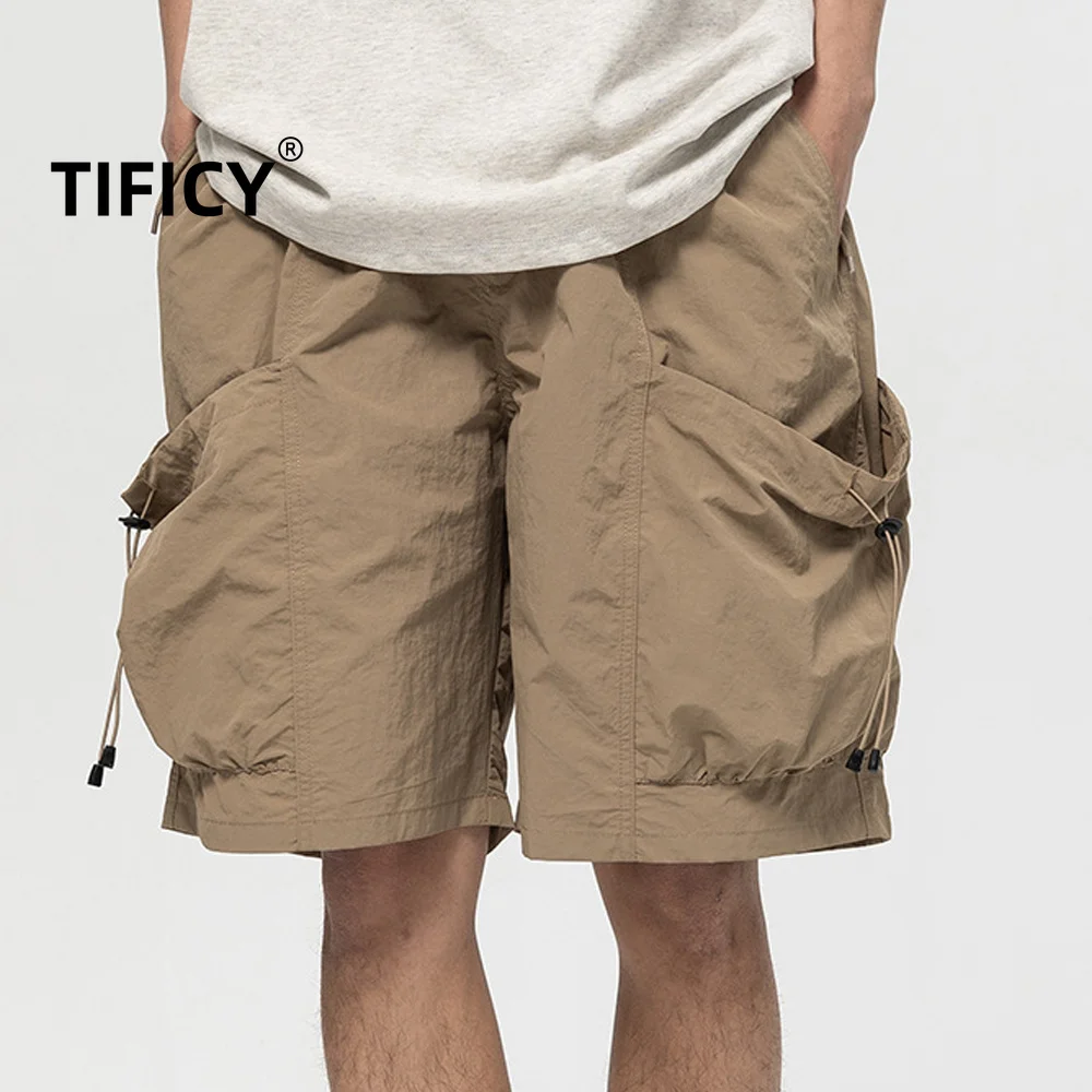 High Street Casual Summer New Workwear Loose Multi Pocket Shorts Men Fashionable and Versatile Casual Five Quarter Pants
High Street Casual Summer New Workwear Loose Multi Pocket Shorts Men Fashionable and Versatile Casual Five Quarter Pants