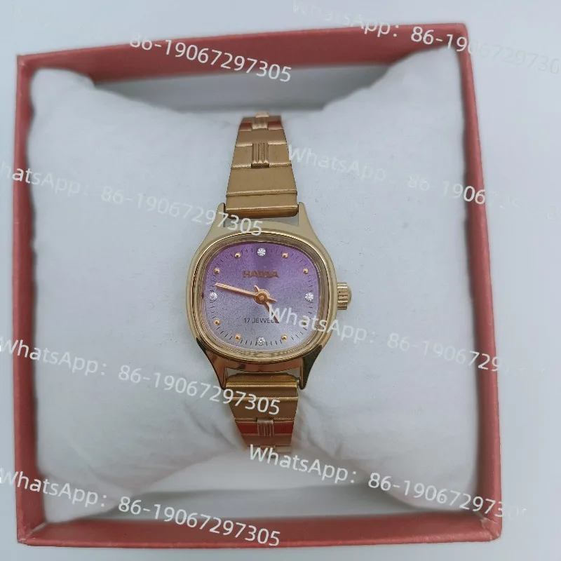 In The 1990s, Haida Machinery Women's Bracelet Watch Shanghai Watch Factory No. 3 Purple Dial Is Exquisite and Compact
In The 1990s, Haida Machinery Women's Bracelet Watch Shanghai Watch Factory No. 3 Purple Dial Is Exquisite and Compact