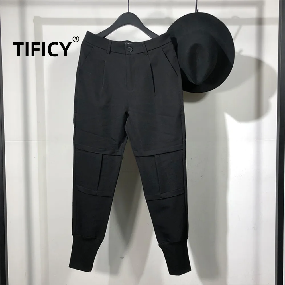 Work Pants Men in Autumn and Winter Dark Style Splicing Simple and Slim Fit Versatile Cinched and Bound Leg Streetwear Pants
Work Pants Men in Autumn and Winter Dark Style Splicing Simple and Slim Fit Versatile Cinched and Bound Leg Streetwear Pants