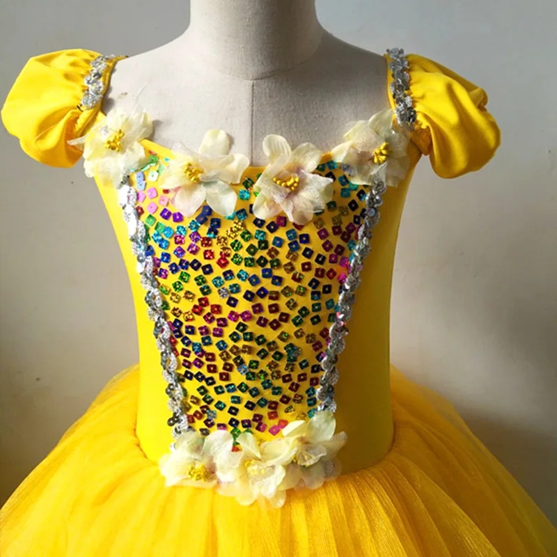 Supply new performance costumes children cute puffy gauze skirt sequined girls princess skirt catwalk performance clothes
Supply new performance costumes children cute puffy gauze skirt sequined girls princess skirt catwalk performance clothes