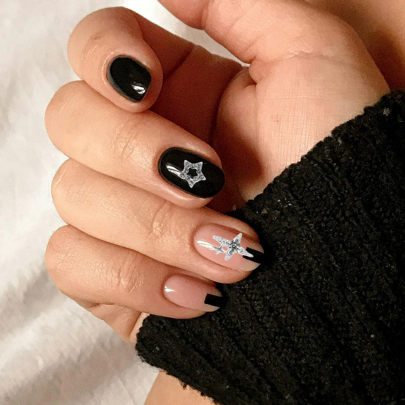 50Pcs Star Nail Charms Alloy Pentagram Metal Rhinestones Silver Hollow 3D Nail Art Decorations for Acrylic Gel Nails Salon DIY
50Pcs Star Nail Charms Alloy Pentagram Metal Rhinestones Silver Hollow 3D Nail Art Decorations for Acrylic Gel Nails Salon DIY