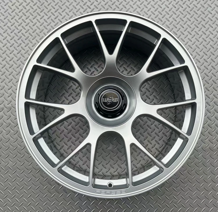 Кованые диски 18 19 20 21 22 дюйма для Benz BMW Audi RS6 RS7 Jaguar XF XJ lexus ES RS Tesla Model3 Land Rover, изготовленные на заказ кованые диски
Кованые диски 18 19 20 21 22 дюйма для Benz BMW Audi RS6 RS7 Jaguar XF XJ lexus ES RS Tesla Model3 Land Rover, изготовленные на заказ кованые диски