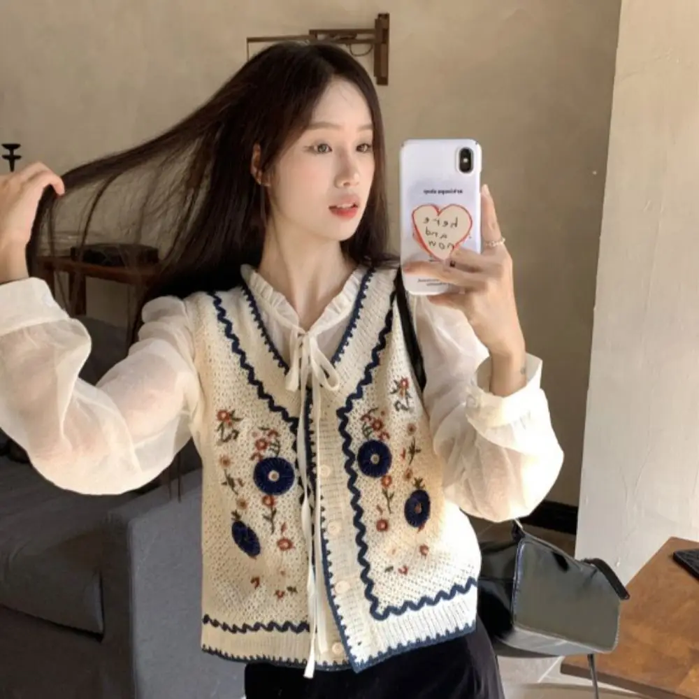 Elegant National Style Knitted Vest Flower Loose Knitted Sweater Vest Vintage Sleeveless V-neck Sweater Girls
Elegant National Style Knitted Vest Flower Loose Knitted Sweater Vest Vintage Sleeveless V-neck Sweater Girls
