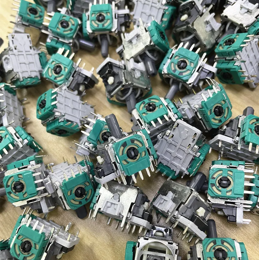 200PCS/LOT Original Replacement for Xbox One S X & Series S X Controller 3D Analog 3Pin Sensor Module Potentiometer 3D Joysticks
200PCS/LOT Original Replacement for Xbox One S X & Series S X Controller 3D Analog 3Pin Sensor Module Potentiometer 3D Joysticks