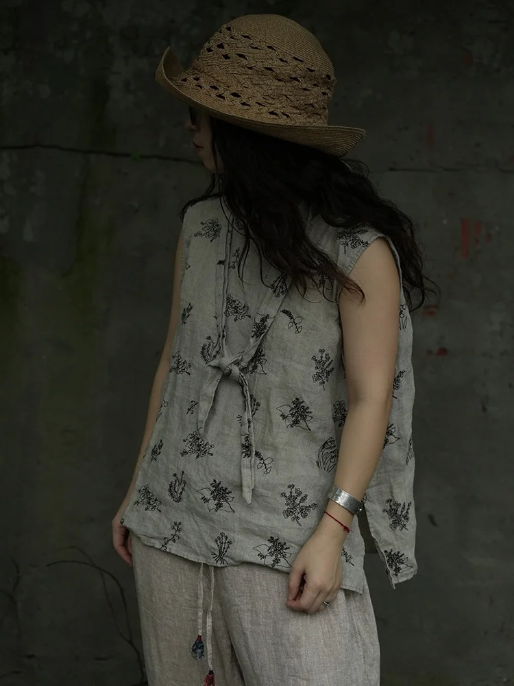 Льняной жилет оригинального дизайна в стиле ретро, артистичный, с эффектом тумана, модель 2303, свободный крой, удлиненная длина, цвет
Льняной жилет оригинального дизайна в стиле ретро, артистичный, с эффектом тумана, модель 2303, свободный крой, удлиненная длина, цвет