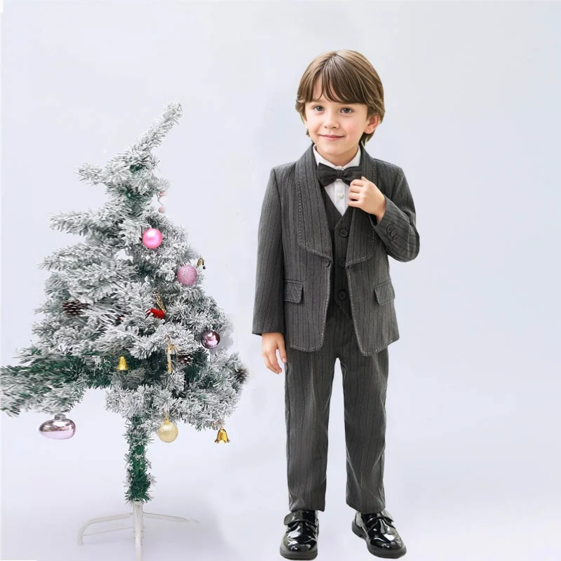 Flower Boys Wedding Suit Kids 5Pieces Gray Striped Formal Suit With Jacket Vest Pants Bowtie Brooch for Piao Host Speech Chorus
Flower Boys Wedding Suit Kids 5Pieces Gray Striped Formal Suit With Jacket Vest Pants Bowtie Brooch for Piao Host Speech Chorus