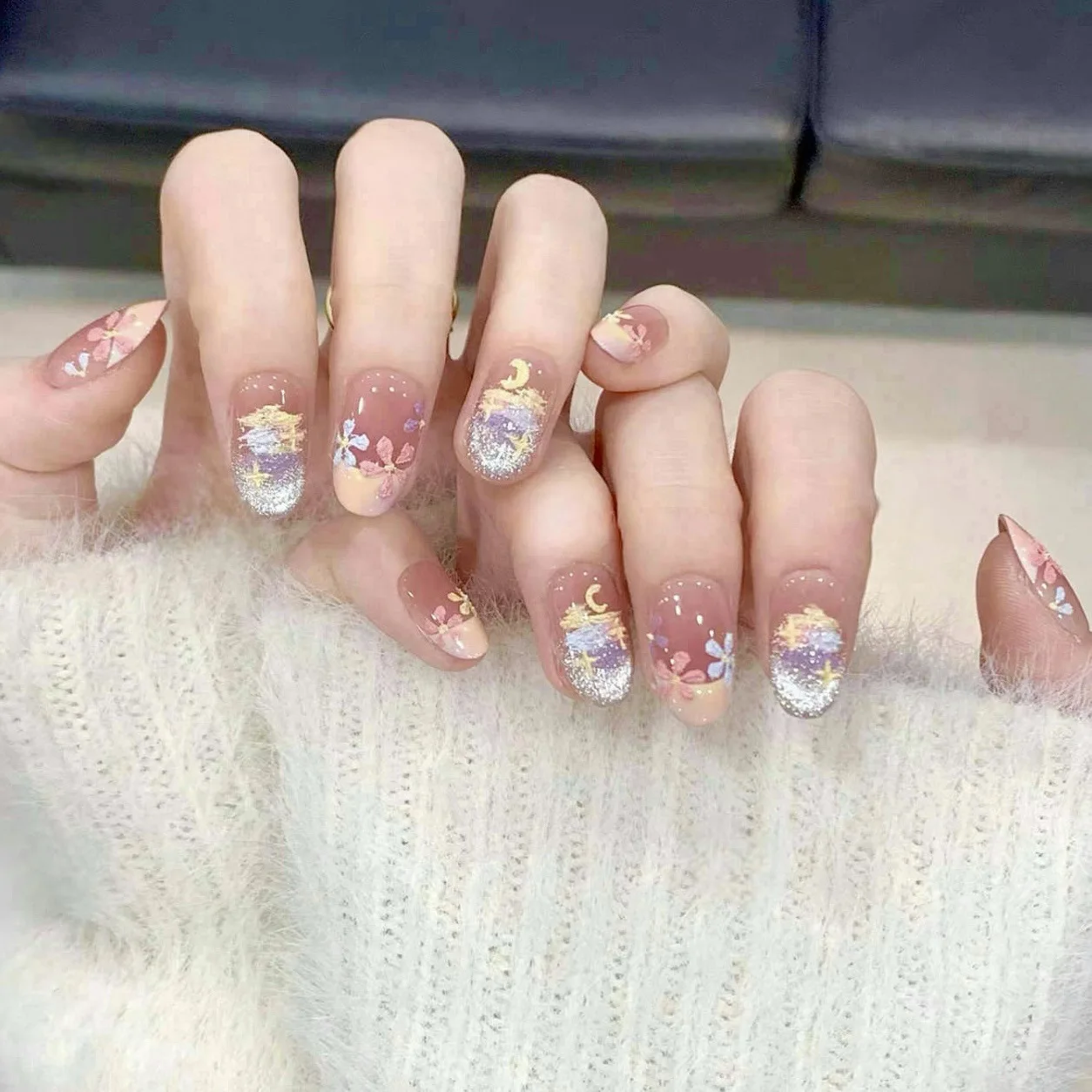 10pcs Spring Flower Full Cover Nail Tips Blush Smudge Oval Fake Nail Cat's Eye French with Flower Design Press on False Nails
10pcs Spring Flower Full Cover Nail Tips Blush Smudge Oval Fake Nail Cat's Eye French with Flower Design Press on False Nails
