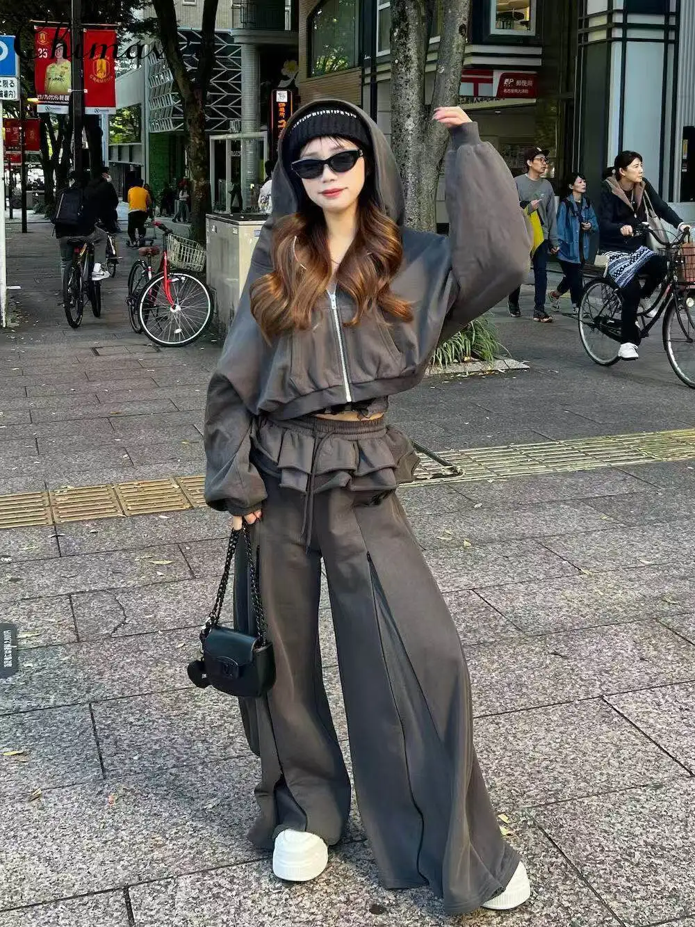 Fall and Winter New Japanese Style Fashion Distressed Retro Ruffles Casual Loose Pants Long Sleeves Hooded Outwear Ladies Suit
Fall and Winter New Japanese Style Fashion Distressed Retro Ruffles Casual Loose Pants Long Sleeves Hooded Outwear Ladies Suit