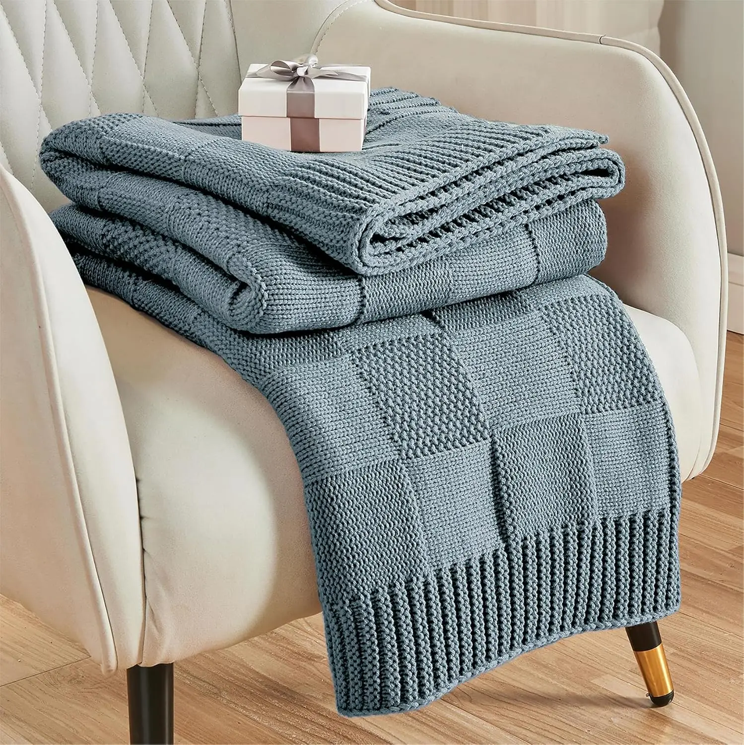 Che Knit Throw Blanket, Dusty Blue Checkered Throw For Couch, Decorative Christmas Soft Cozy Warm Knitted Blanket For Bed Sofa
Che Knit Throw Blanket, Dusty Blue Checkered Throw For Couch, Decorative Christmas Soft Cozy Warm Knitted Blanket For Bed Sofa