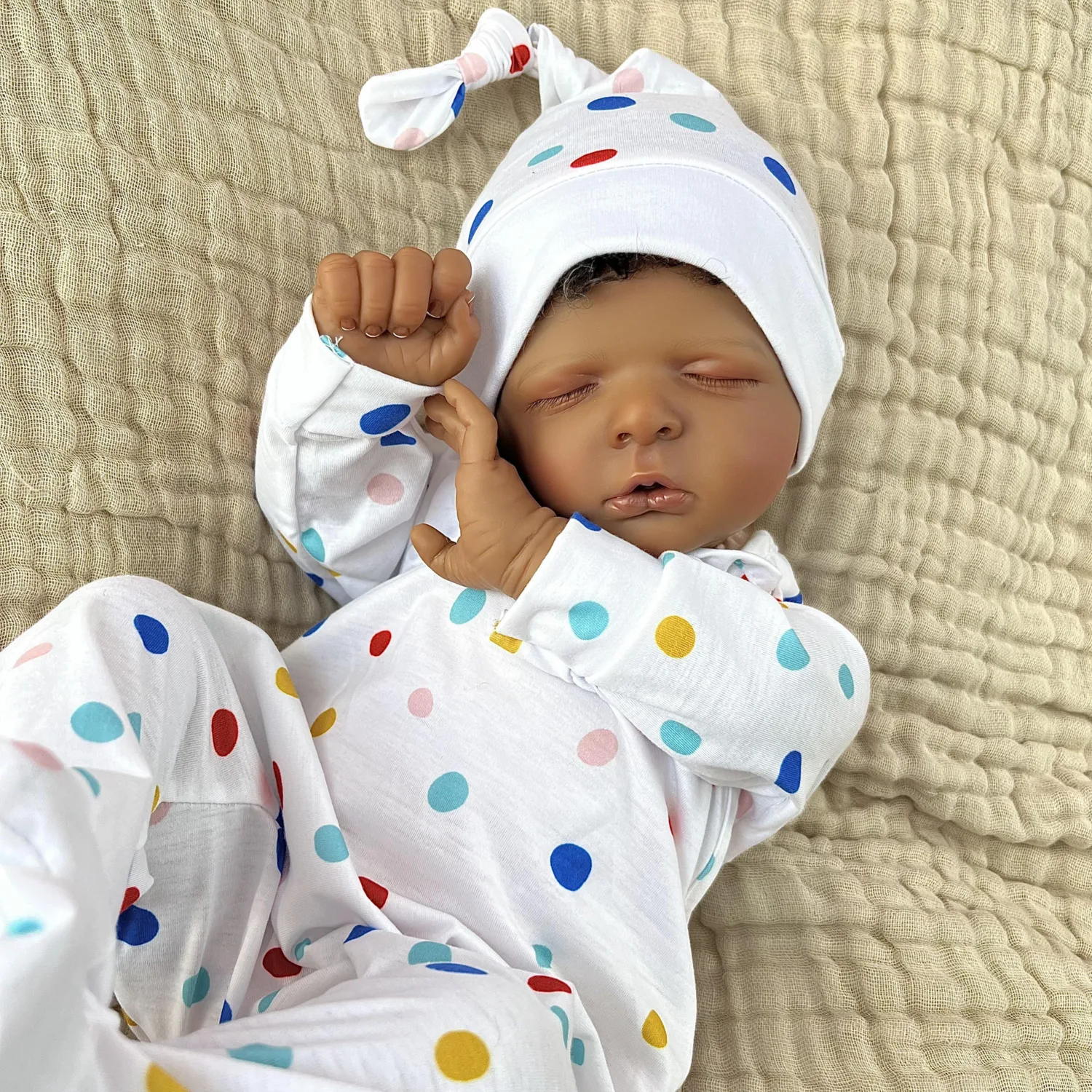 BZDOLL 20inch 50cm Handmade With Care Reborn Baby Doll Toy Features Lifelike Black Brown Skin, Vinyl Limbs And A Cloth Body
BZDOLL 20inch 50cm Handmade With Care Reborn Baby Doll Toy Features Lifelike Black Brown Skin, Vinyl Limbs And A Cloth Body