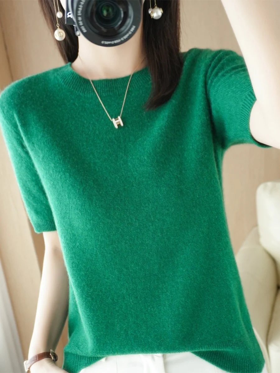 Loose Fit Wool Knitted Short Sleeve T-Shirt Korean Style Commute Fashion Softened mid Thickness Short Length Overhead Top
Loose Fit Wool Knitted Short Sleeve T-Shirt Korean Style Commute Fashion Softened mid Thickness Short Length Overhead Top