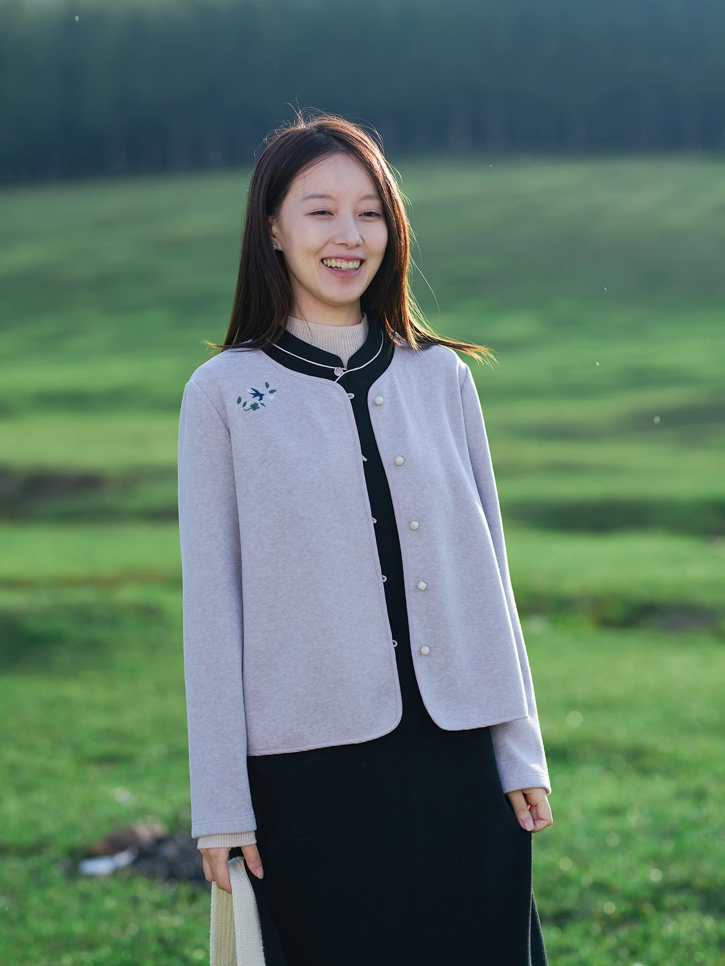 Thiened Knitted round Ne Embroidered New Chinese Sle Artistic Open Cardigan Women's Long Sve Outerwear Top Coat
Thiened Knitted round Ne Embroidered New Chinese Sle Artistic Open Cardigan Women's Long Sve Outerwear Top Coat