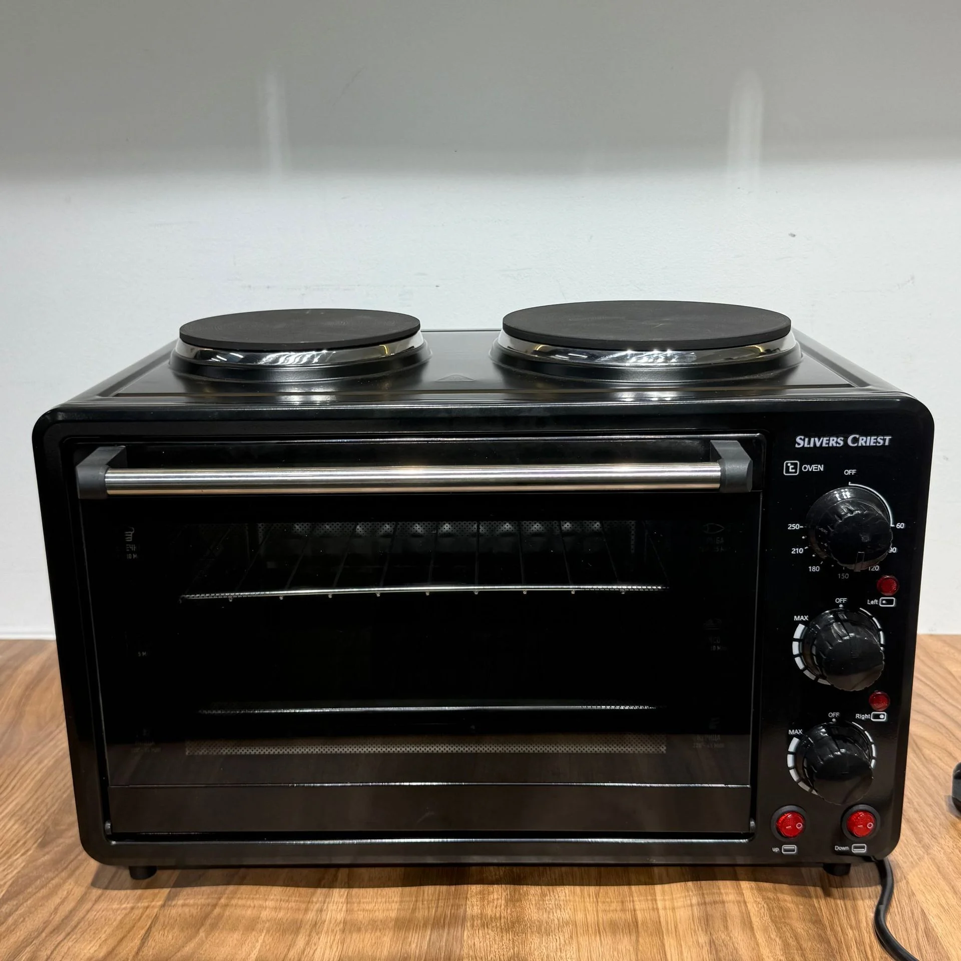 Direct Factory Sale European Standard L Multifunctional Electric Oven for Household Use Bake Function Kitchenware
Direct Factory Sale European Standard L Multifunctional Electric Oven for Household Use Bake Function Kitchenware