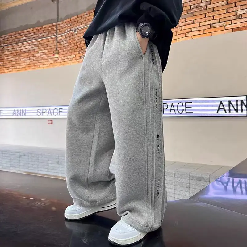 Boys New Summer Breathable Cotton Jogger Pants Kids Casual Sweatpants Loose Fit Sports Trousers
Boys New Summer Breathable Cotton Jogger Pants Kids Casual Sweatpants Loose Fit Sports Trousers