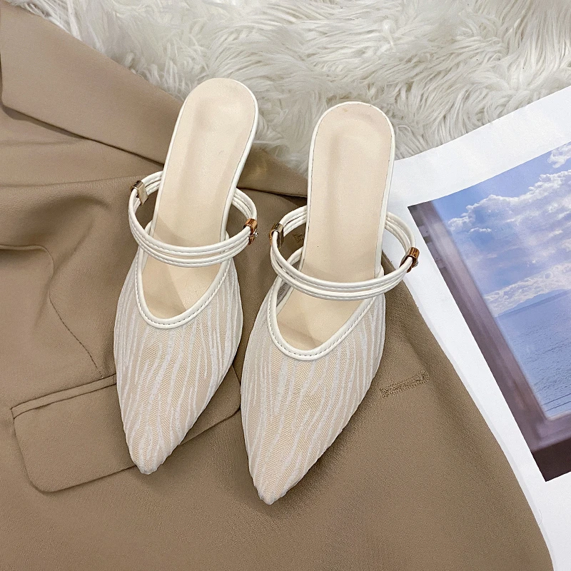 Baotou sandals women's summer new pointed head shallow mouth mesh breathable fine with fashion half sandals
Baotou sandals women's summer new pointed head shallow mouth mesh breathable fine with fashion half sandals