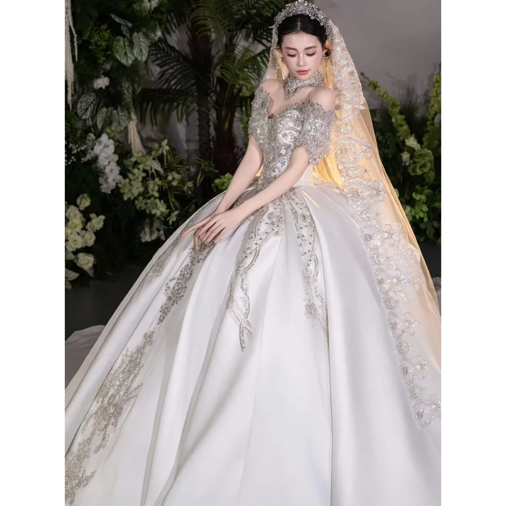 Luxury Sweetheart Wedding Dress Off-Shoulder Crystal Beading Embroidery Princess Style Customizable Bridal Gown
Luxury Sweetheart Wedding Dress Off-Shoulder Crystal Beading Embroidery Princess Style Customizable Bridal Gown